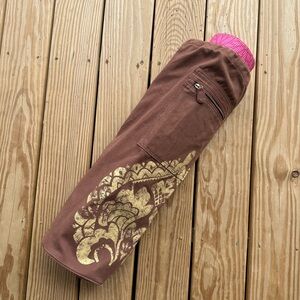 Lotus Yoga Mat & Bag